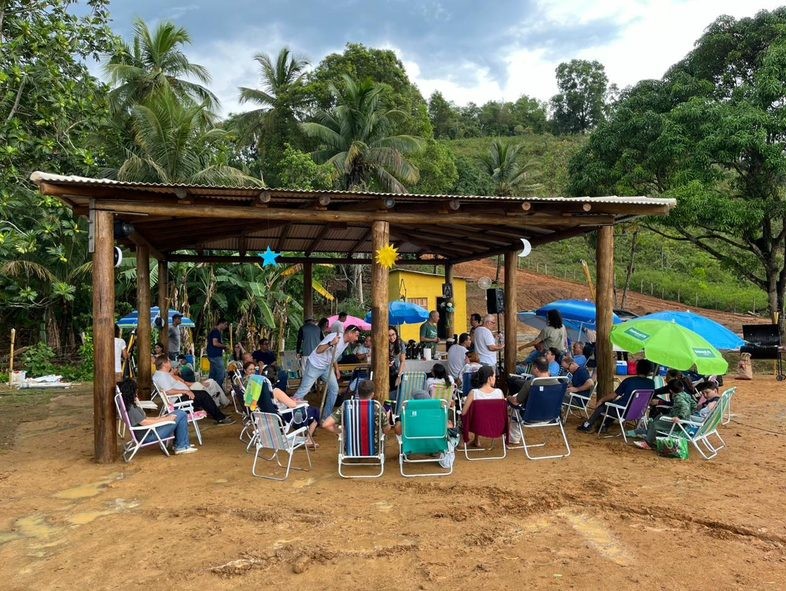 Primeira sessão da irmandade no terreno
