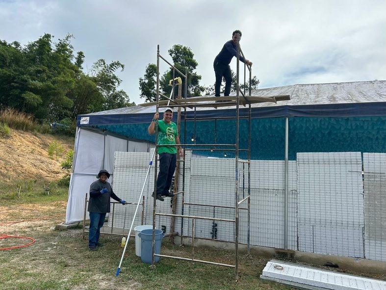 Tenda provisória para realização das sessões